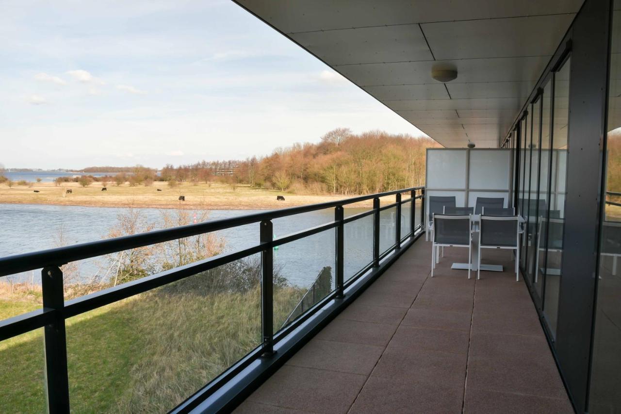 Appartement Aan Jachthaven Met Zicht Op Veerse Meer Arnemuiden Eksteriør billede