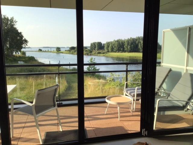 Appartement Aan Jachthaven Met Zicht Op Veerse Meer Arnemuiden Eksteriør billede